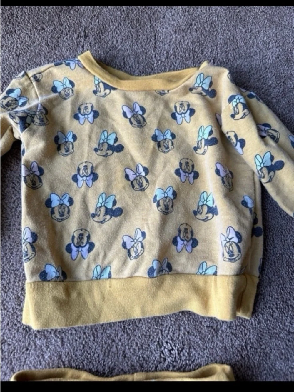 Disney Yellow Minnie Mouse Sweatshirt and Shorts Set